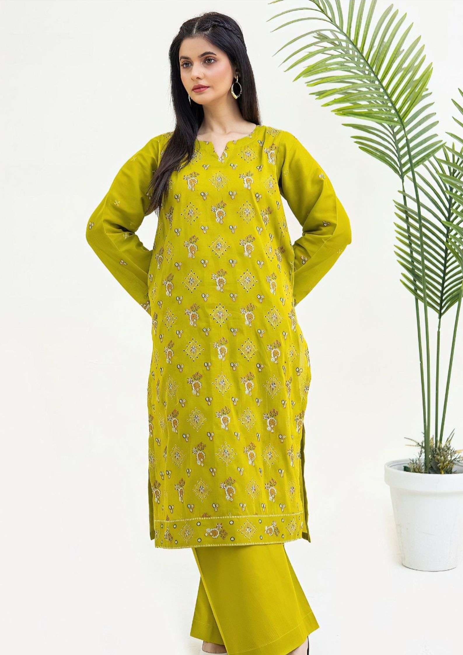 Luxury Pakistani Unstitched Dresses - Fatima’s Boutique