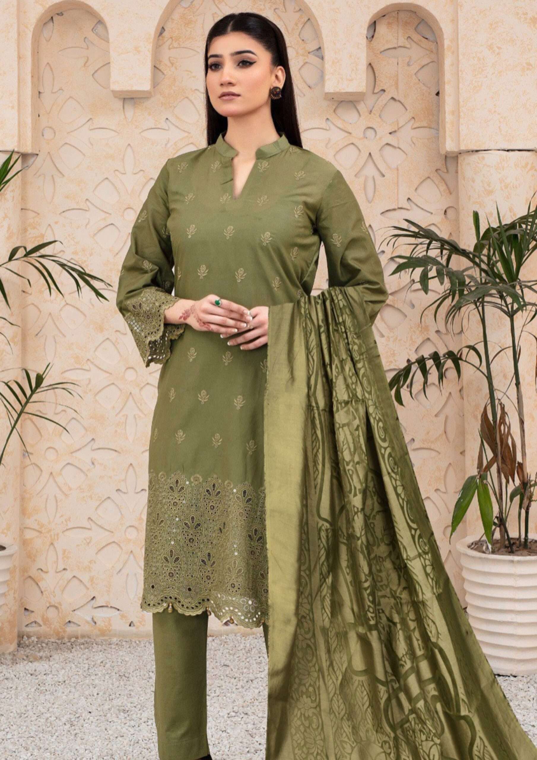 Luxury Pakistani Unstitched Dresses - Fatima’s Boutique