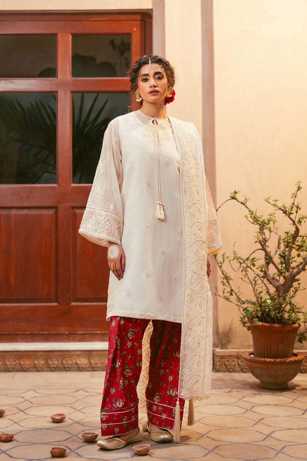 3-Pcs | Ready-to-Wear Stitched Luxury Embroidered Lawn Suit | Dilruba by Tanabana Fabrics - Image 1