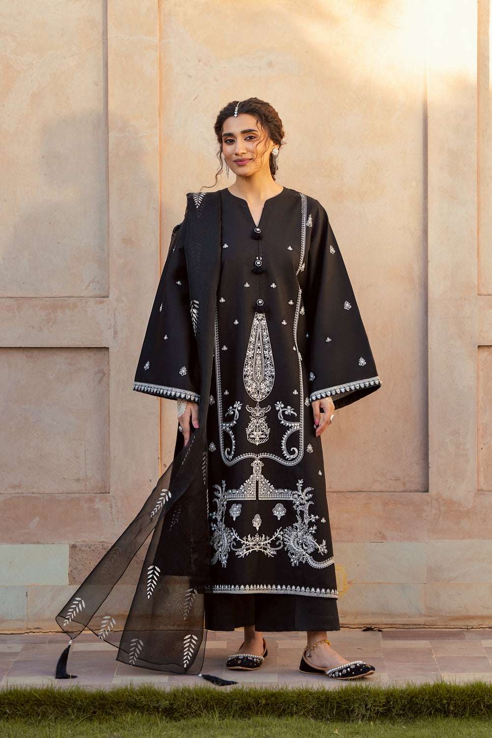 3-Pcs | Ready-to-Wear Stitched Luxury Embroidered Lawn Suit | Dilruba by Tanabana Fabrics - Image 1